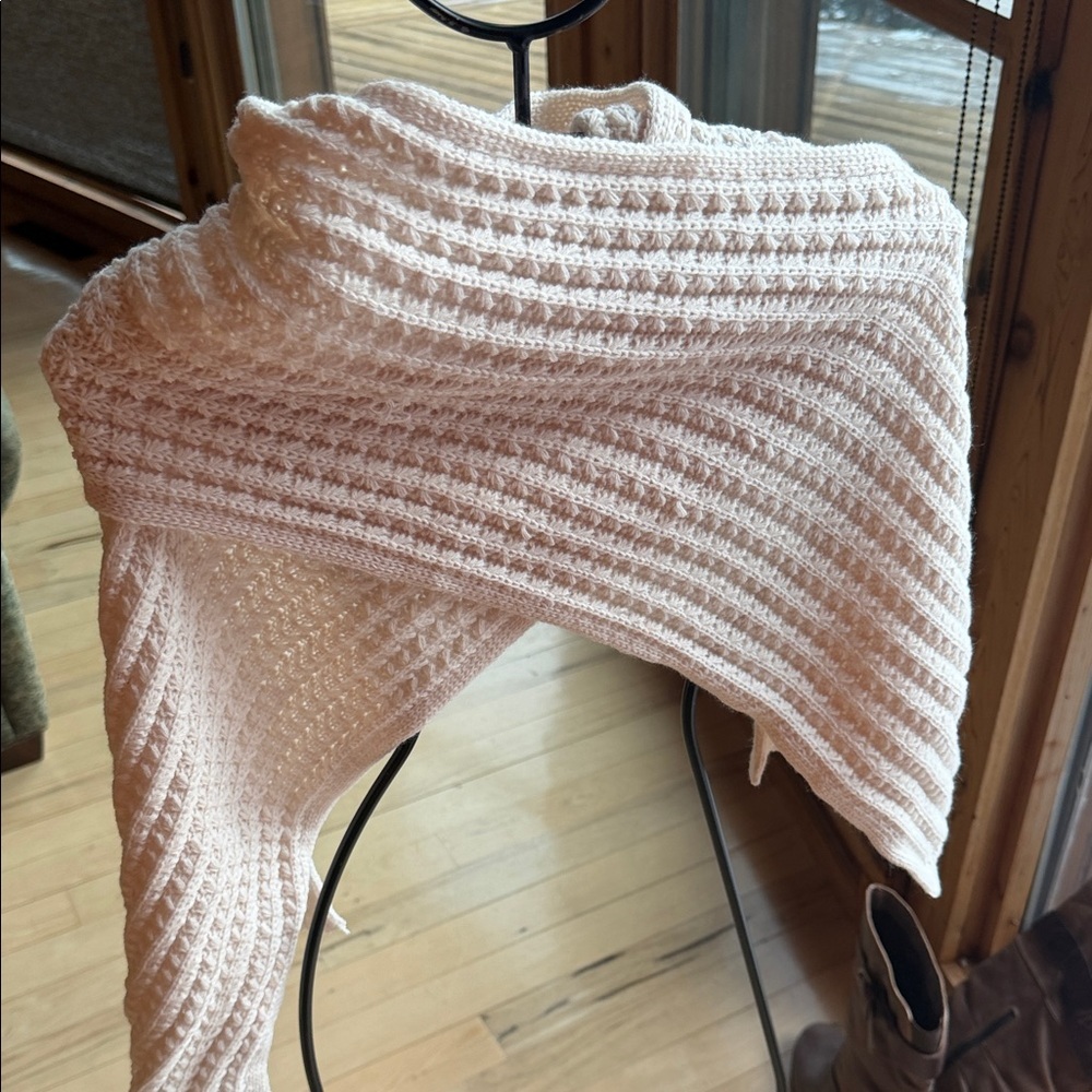 Handmade Elegant Cream Knit Sweater Scarf NWOT